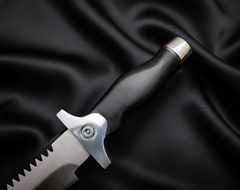 Resident Evil Jill Valentine D2 steel knife replica with leather sheath