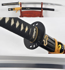 Kill Bill Bride Hattori Hanzo katana replica with black, white, and yellow details