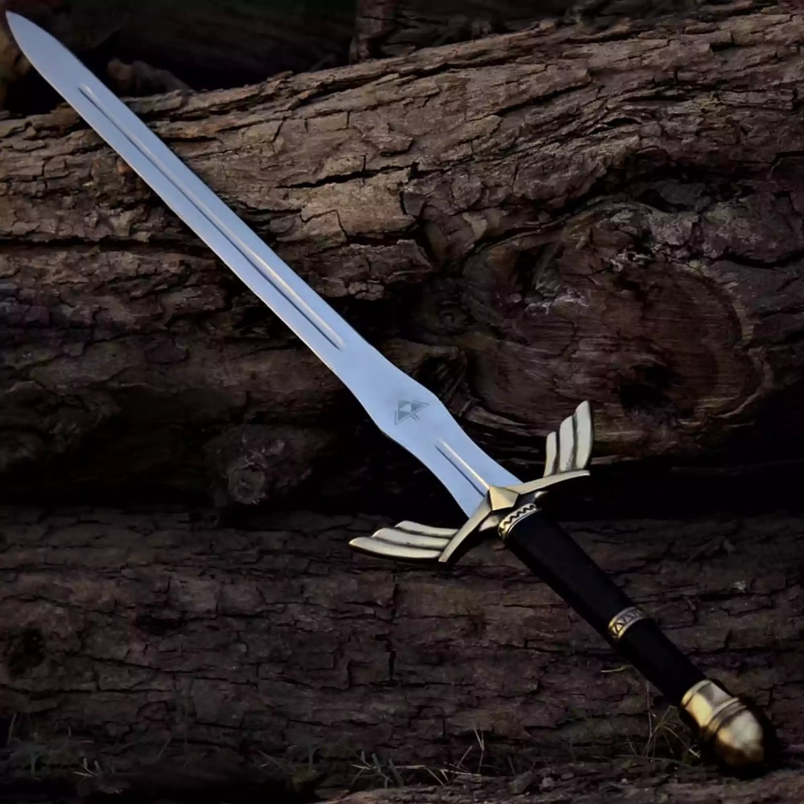 Legend of Zelda Master Sword Replica, Handmade Link Sword, Stainless Steel Fantasy Display Sword, Movie Sword Replica, Cosplay Collectible