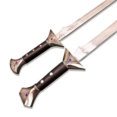 The Lord of the Rings Legolas Greenleaf Dual Fighting Knives Replica Set