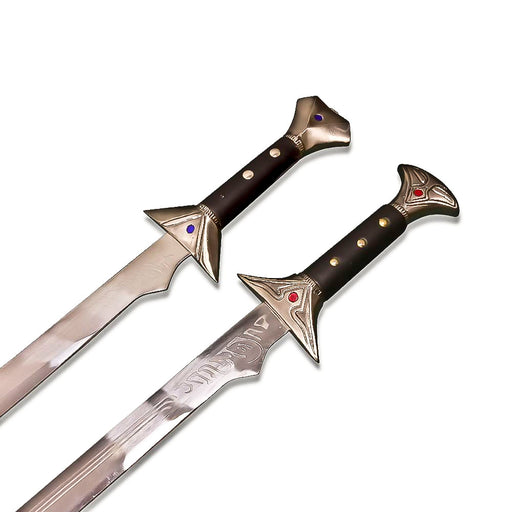 LOTR Legolas Dual Fighting Knives Replica - alternate angle