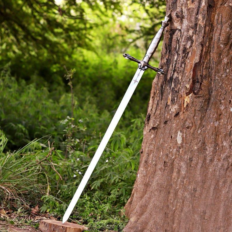 Alucard Inspired Fantasy Sword Replica, Handmade High Carbon Steel Display Collectible with Leather Sheath, Cosplay Gift