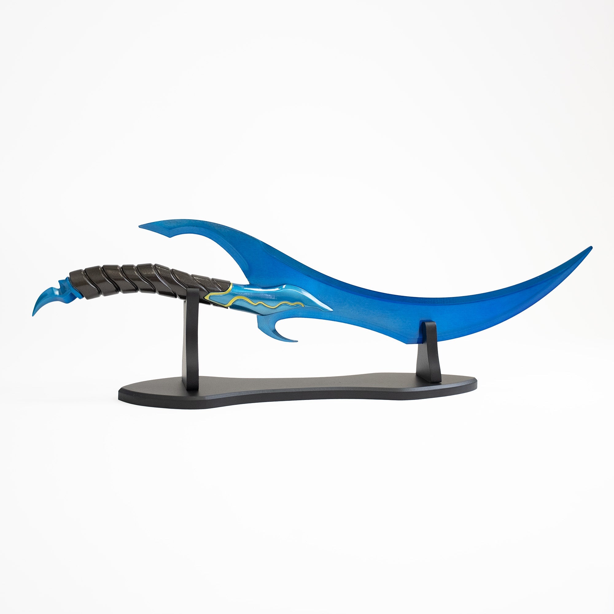 Solo Leveling Baruka's Dagger blunt metal replica with wooden stand