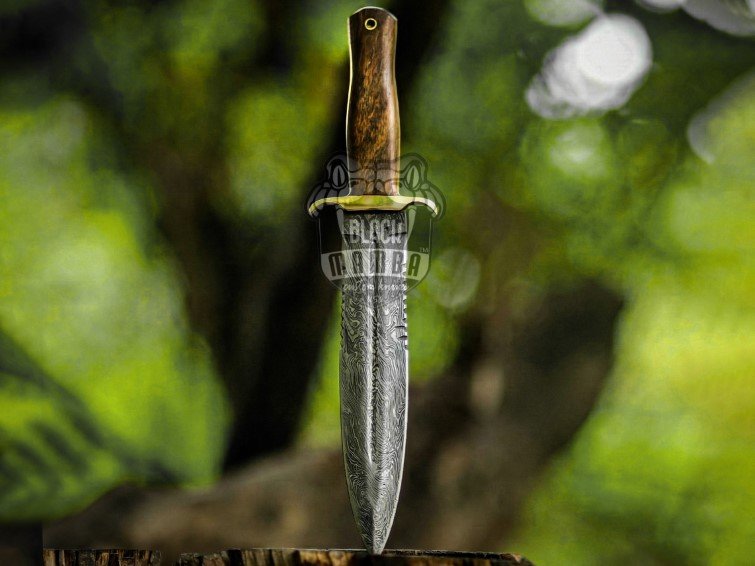 Titan Spear Damascus dagger knife with rose wood handle and leather sheath