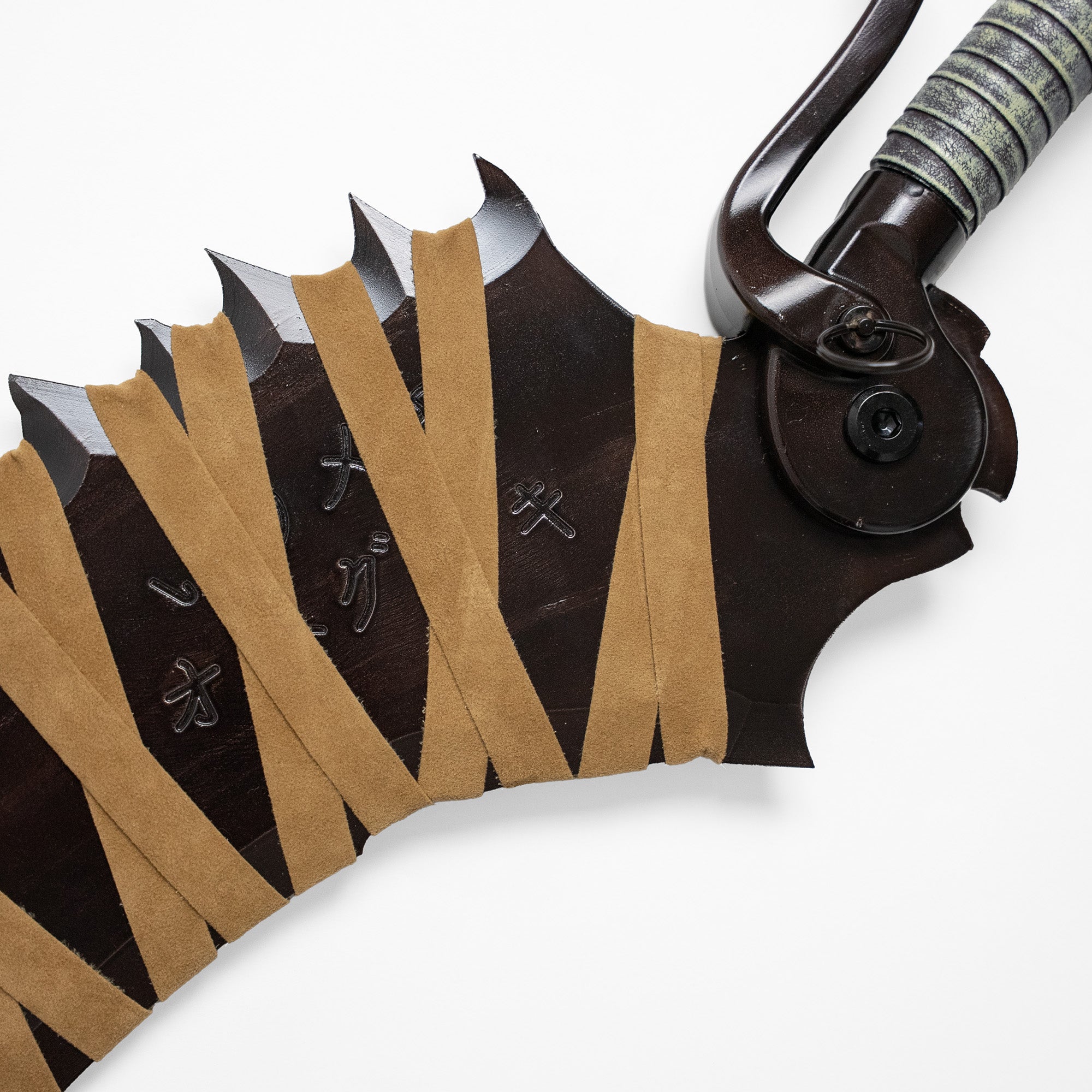 Bloodborne Hunter Saw Cleaver replica with transforming blade