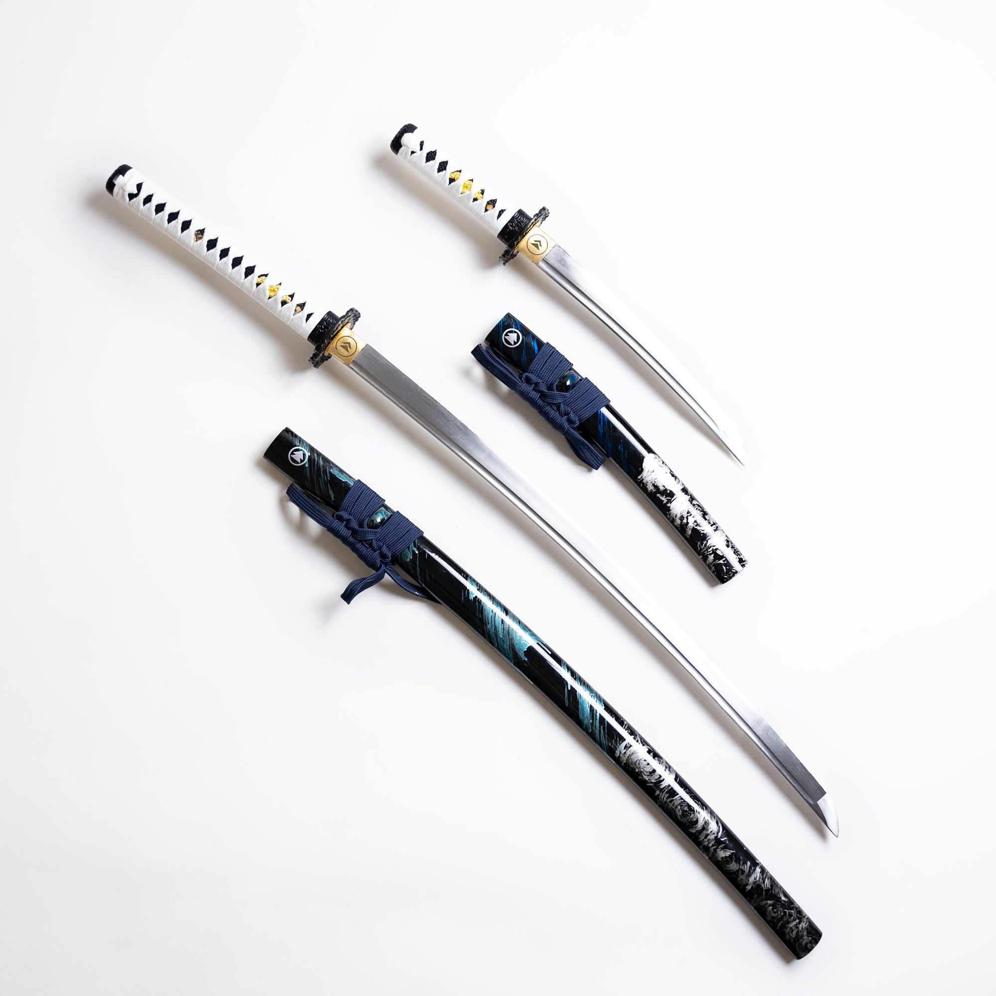Jin Sakai Ghost of Tsushima katana and tanto replica set