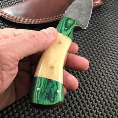 Hand forged Damascus hunting knife with buffalo horn handle and leather sheath
