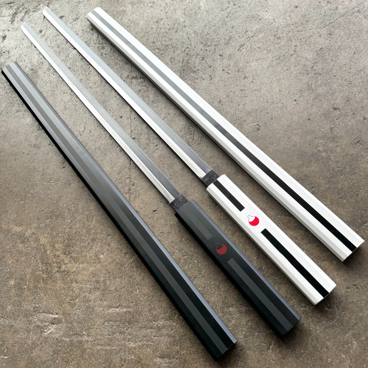 Naruto Sasuke Kusanagi Grass Cutter sword replica with black scabbard