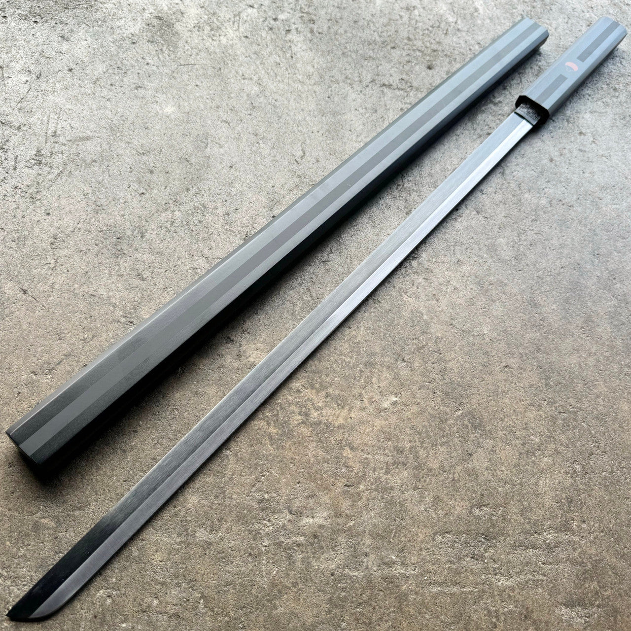 Naruto Sasuke Kusanagi Grass Cutter sword replica with black scabbard